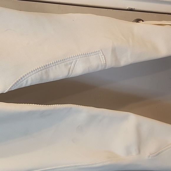 TuffRider women's white breeches. - Picture 4 of 8